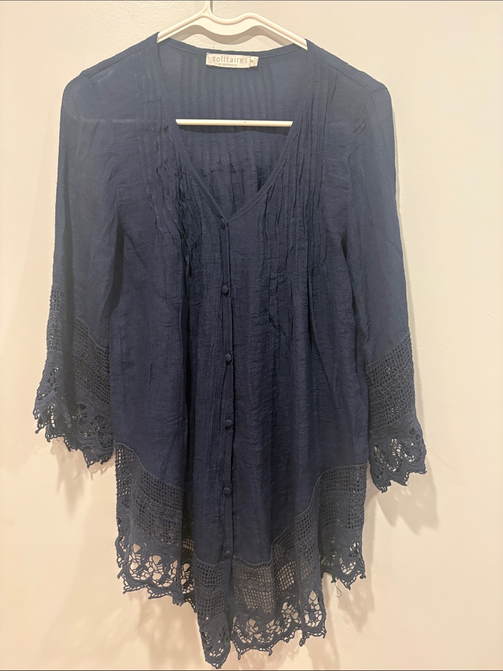 Solitaire Navy Crochet-Trim Button-Front Tunic ptp 17 length 29